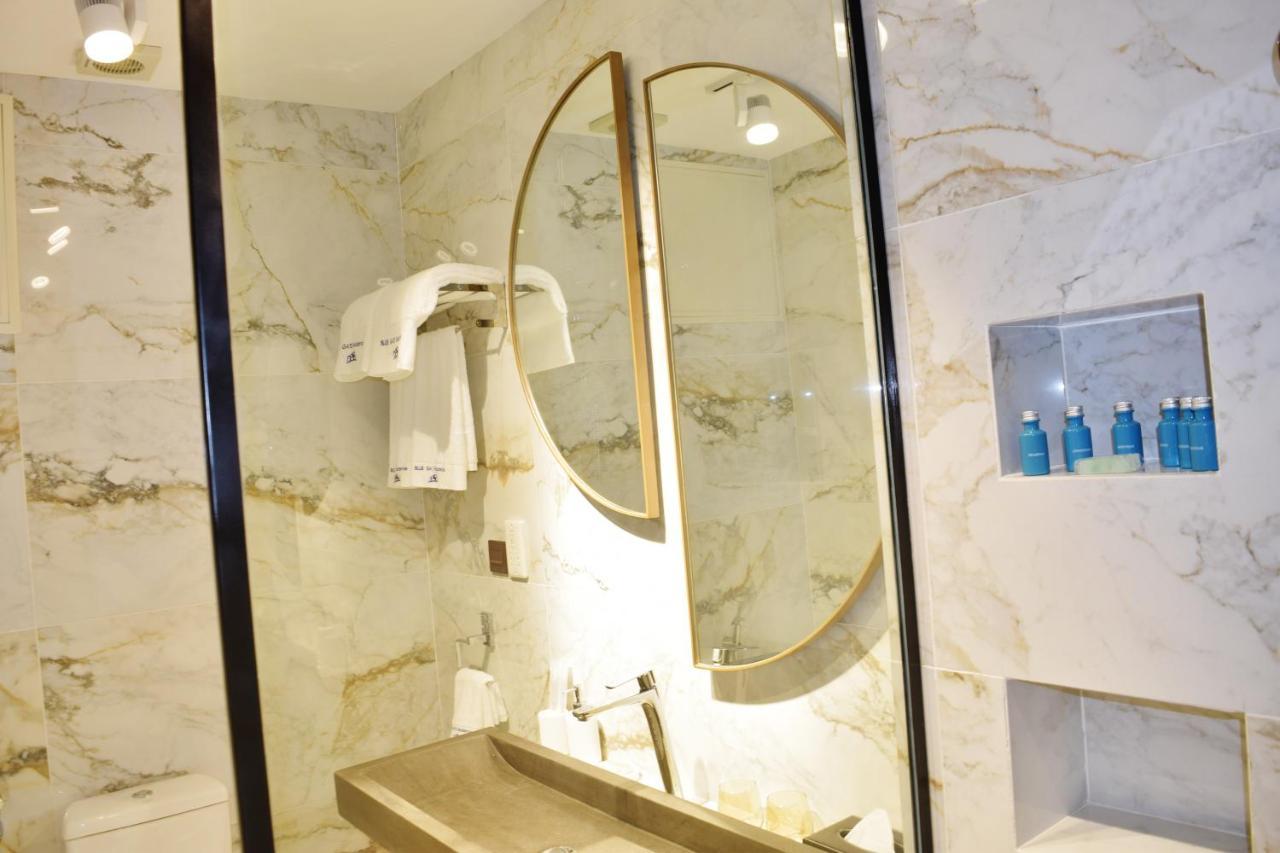 The Pool Labone Aparthotel Акра Екстериор снимка
